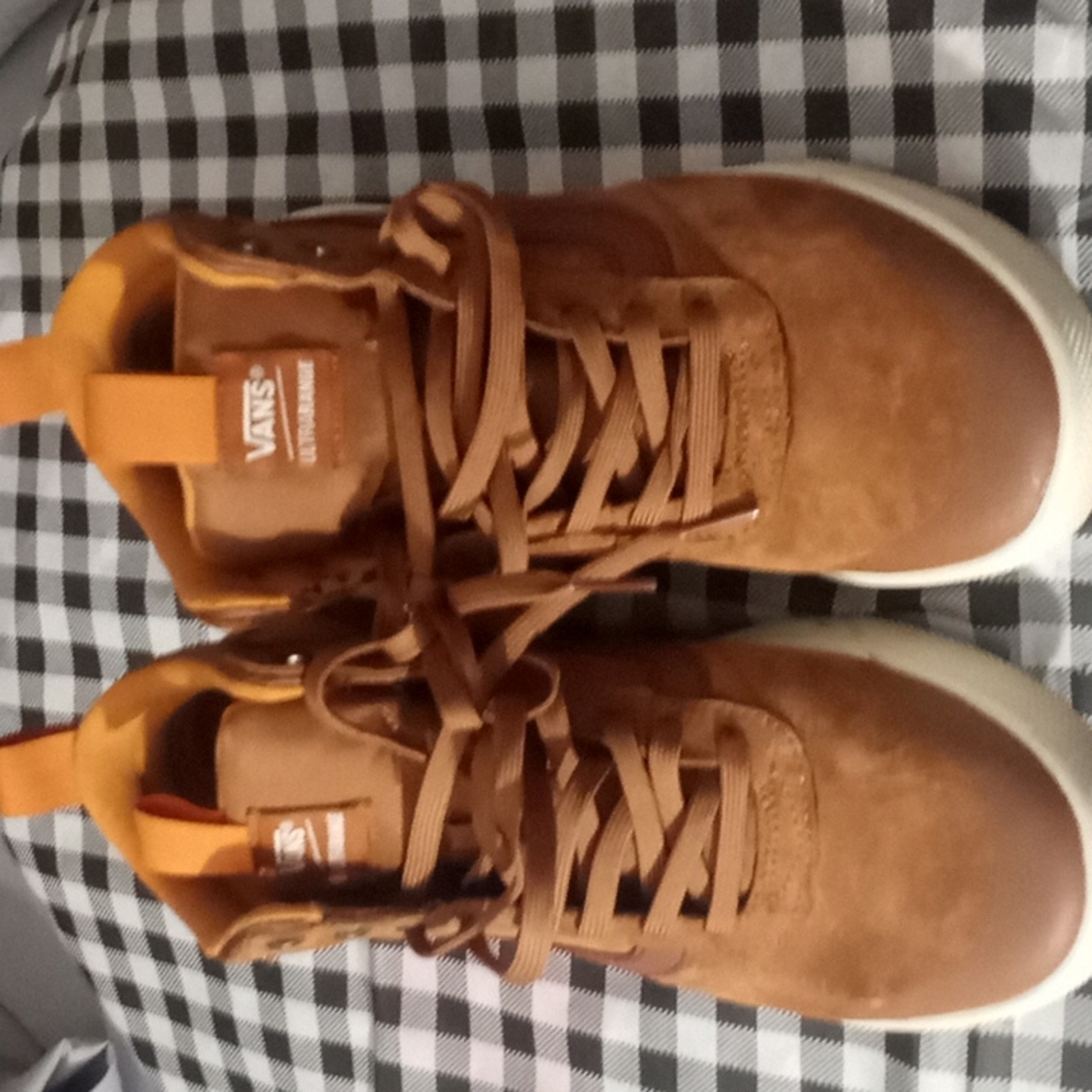 Vans ultra boots  8 men 9.5 women Glazed Ginger.